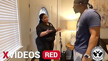 Товста жінка з охорони затримала хлопця піхвою Українське порно